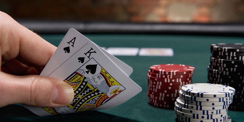 Luật poker: Chi tiết về 4 vòng cược trong Poker